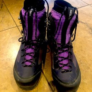 Arc’teryx Bora GTX boot